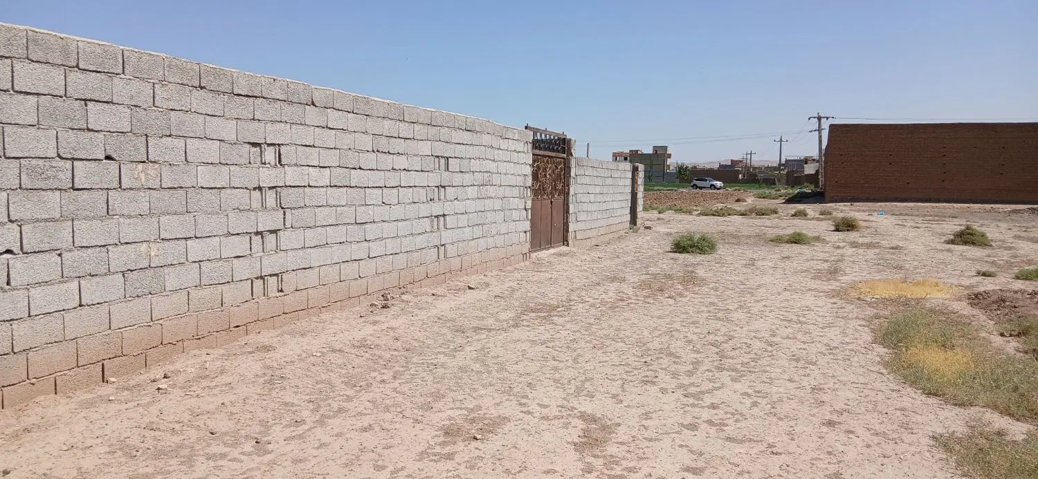 زمین ویلایی، کارگاهی حصار شده در  باغ معروف