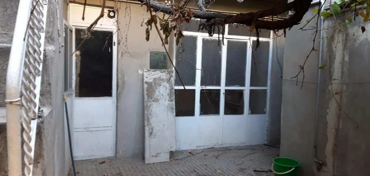 خانه کلنگی بر اصلی خ ۱۷شهریور شهرضا سند اوقاف