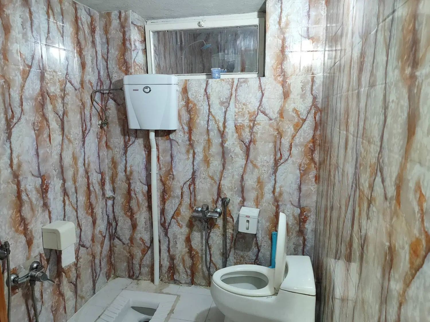 سویت مجهز روزانه با پارکینگ جنب هتل صبوری