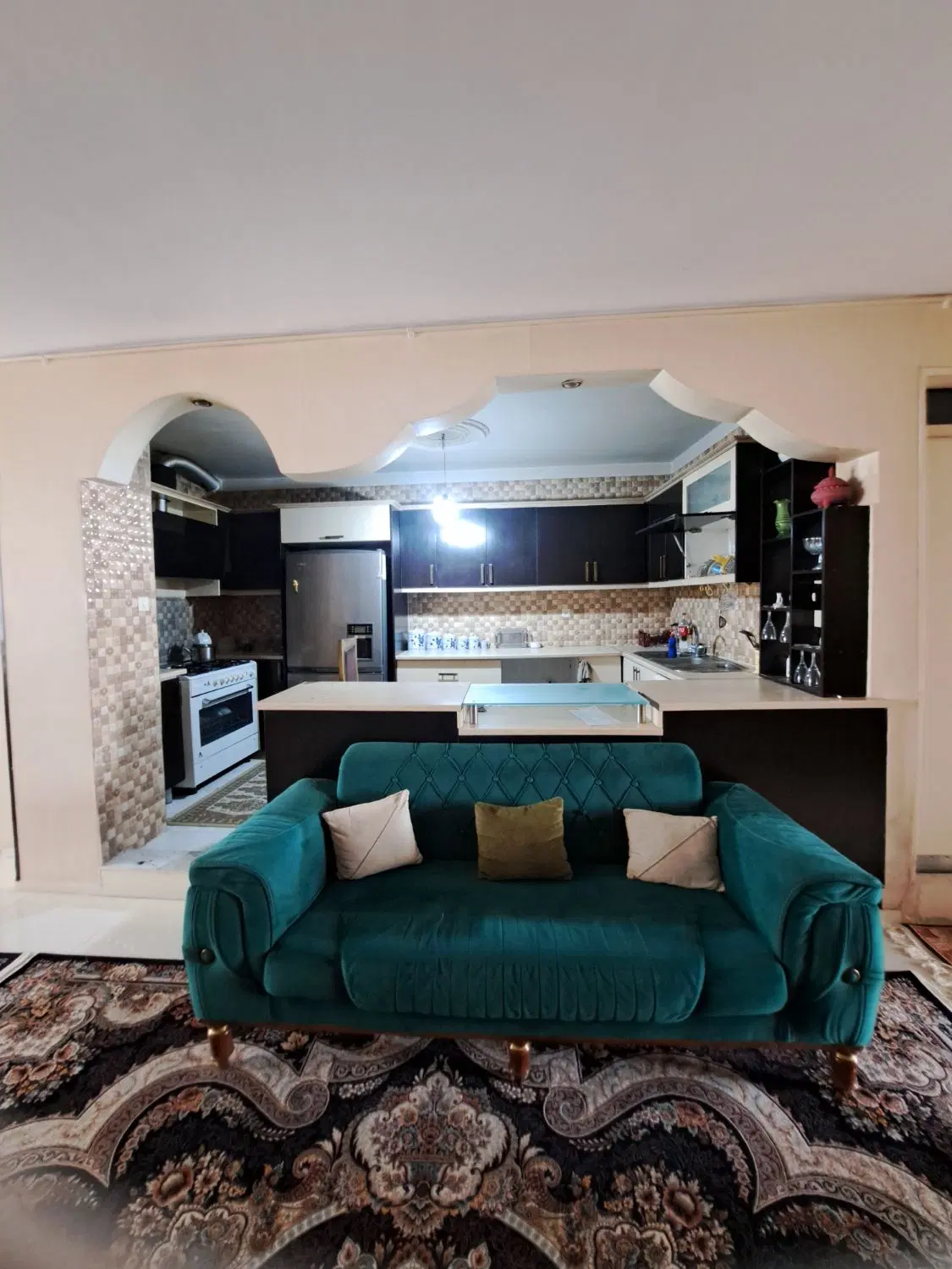 فروش اپارتمان مسکونی خیابان مطهری خیابان سرو