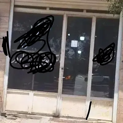 مغازه واقع در بلوار خلیج فارس