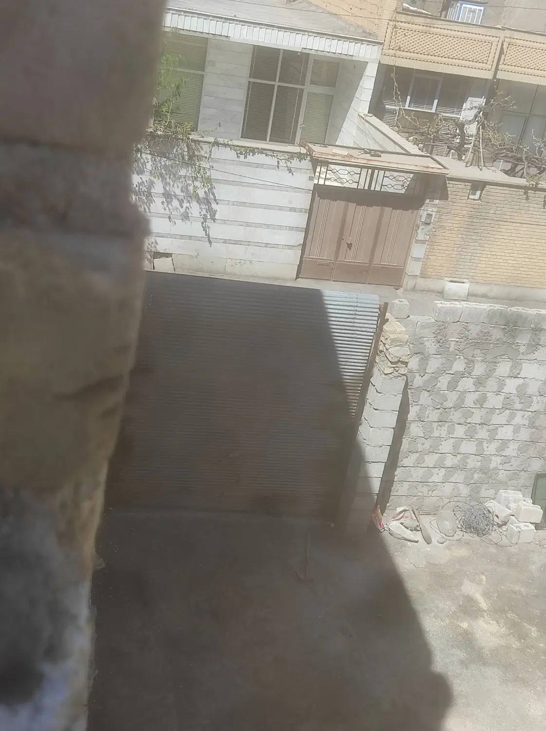 رهن و اجاره منزل مسکونی در چهارباغ نجف اباد