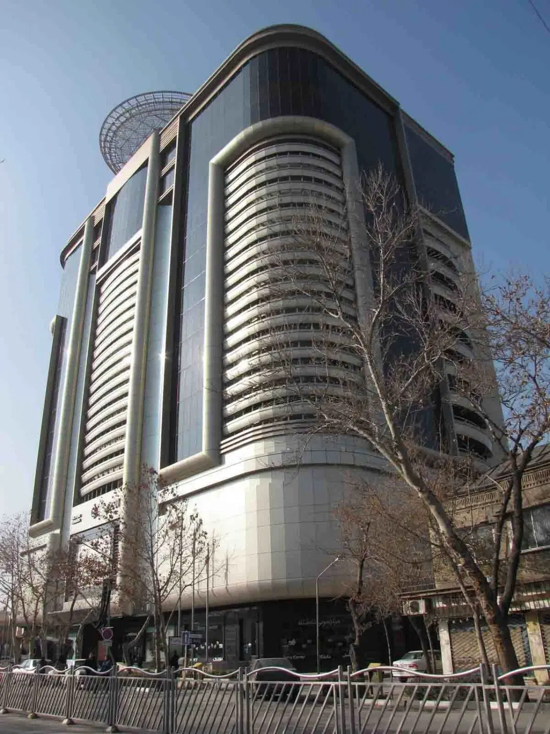 مغازه ۲۶ متری آلتون مشهد