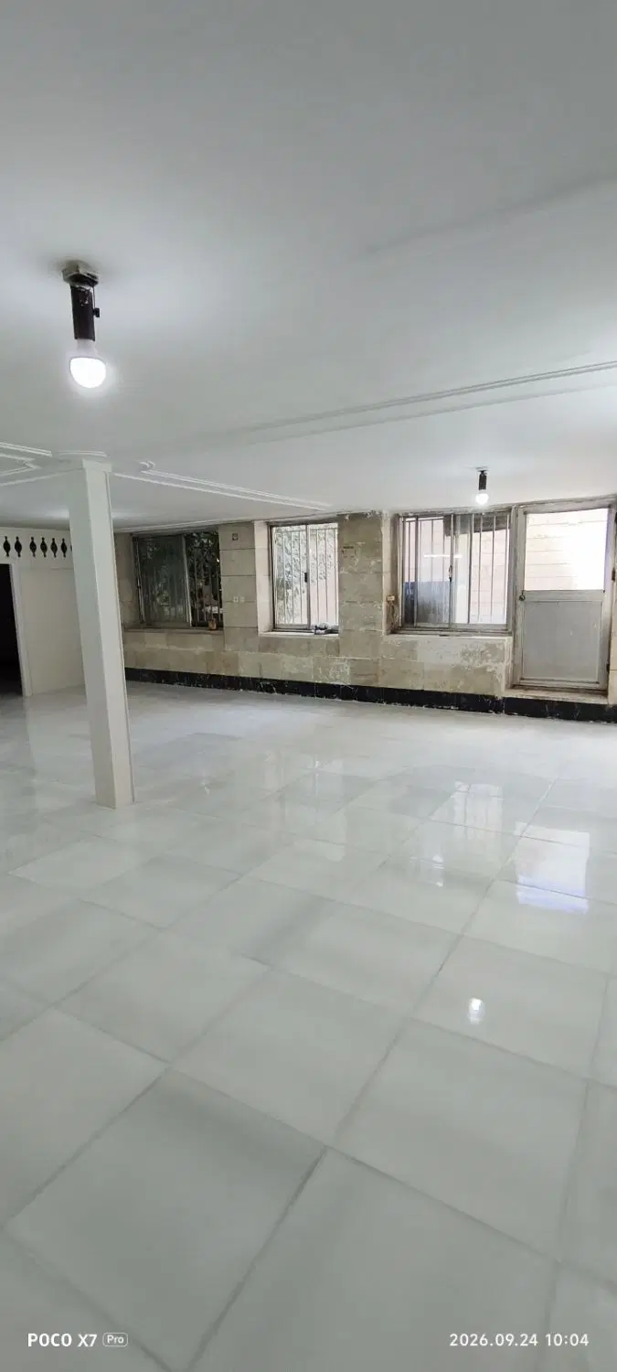 خیابان ثمانه  دوخوابه   اجاره‌ای   ۱۳۰  متری