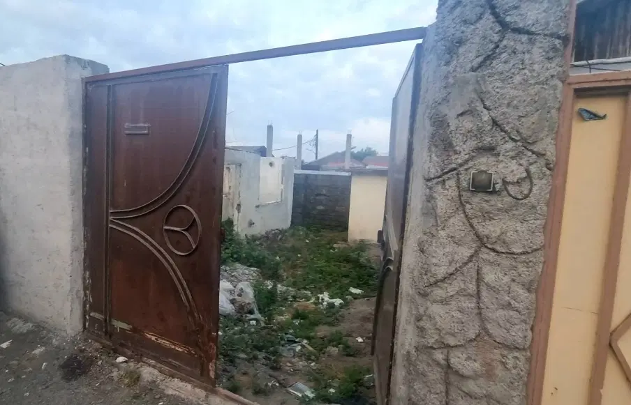 زمین مسکونی شهری با 3کنتور