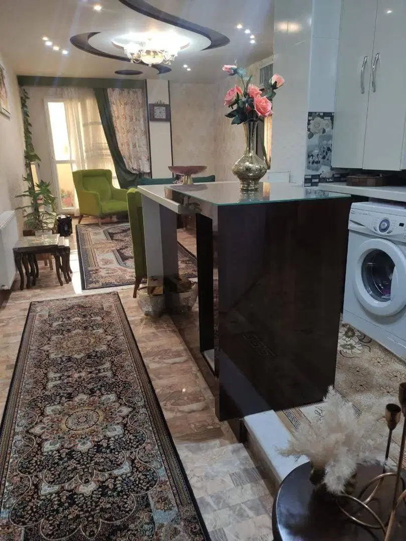 فروش آپارتمان ۸۰ متری دوخوابه