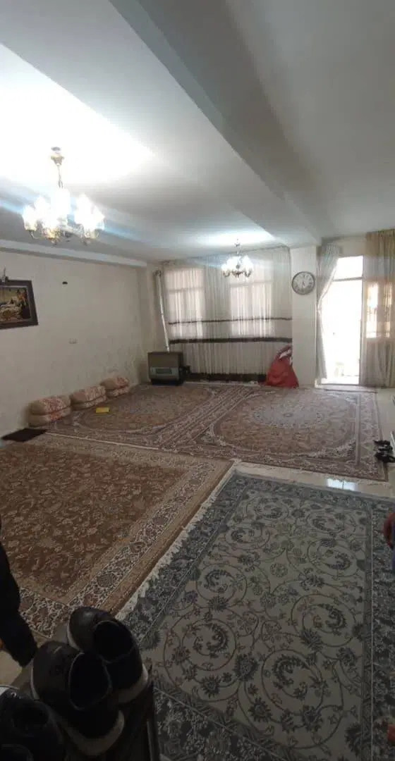 واحد 85 متری شیک وتمیز درمحل خوب