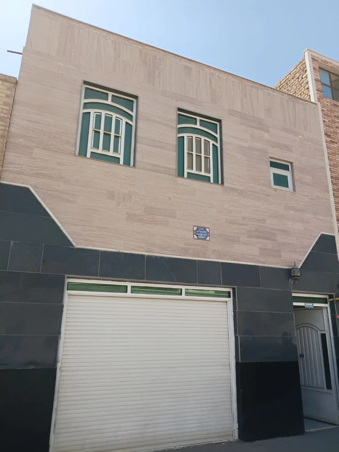 خونه دو طبقه خیابان زینب