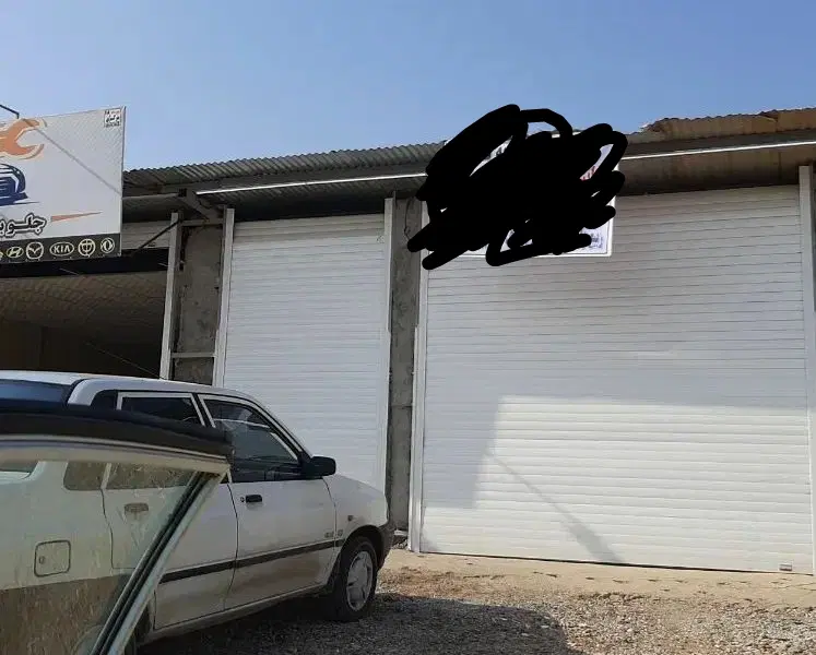 دو دهنه مغازه کرایه داده میشود