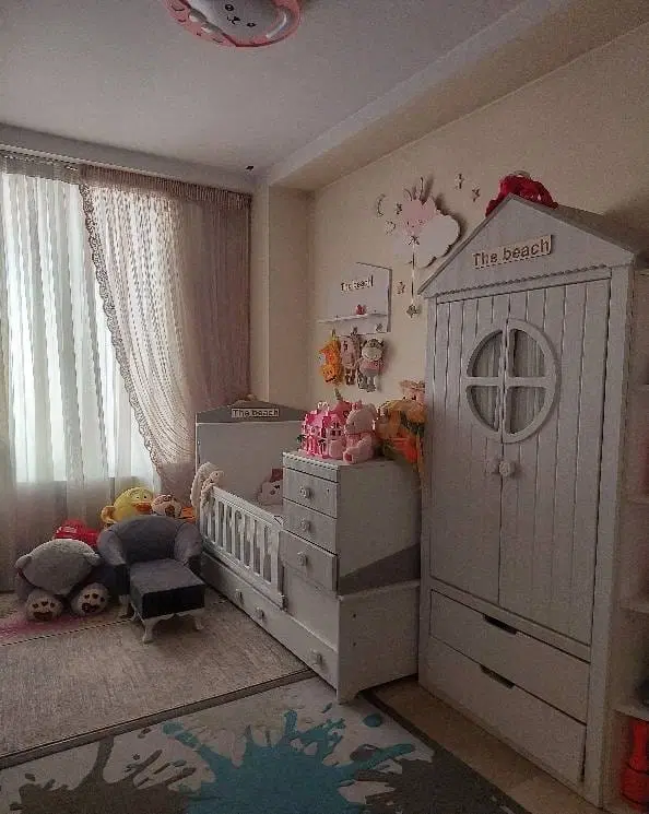 ۱۴۰ متر سه خواب فول امکانات خوش نقشه  نارمک  جنوبی