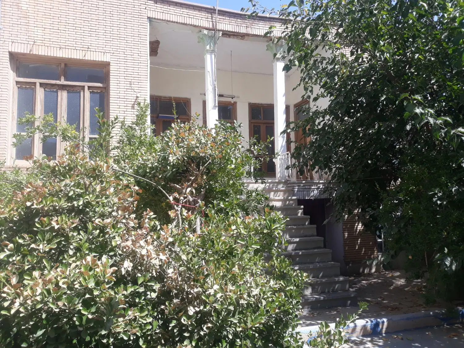 فروش خانه قدیمی با موقعیت استثنایی