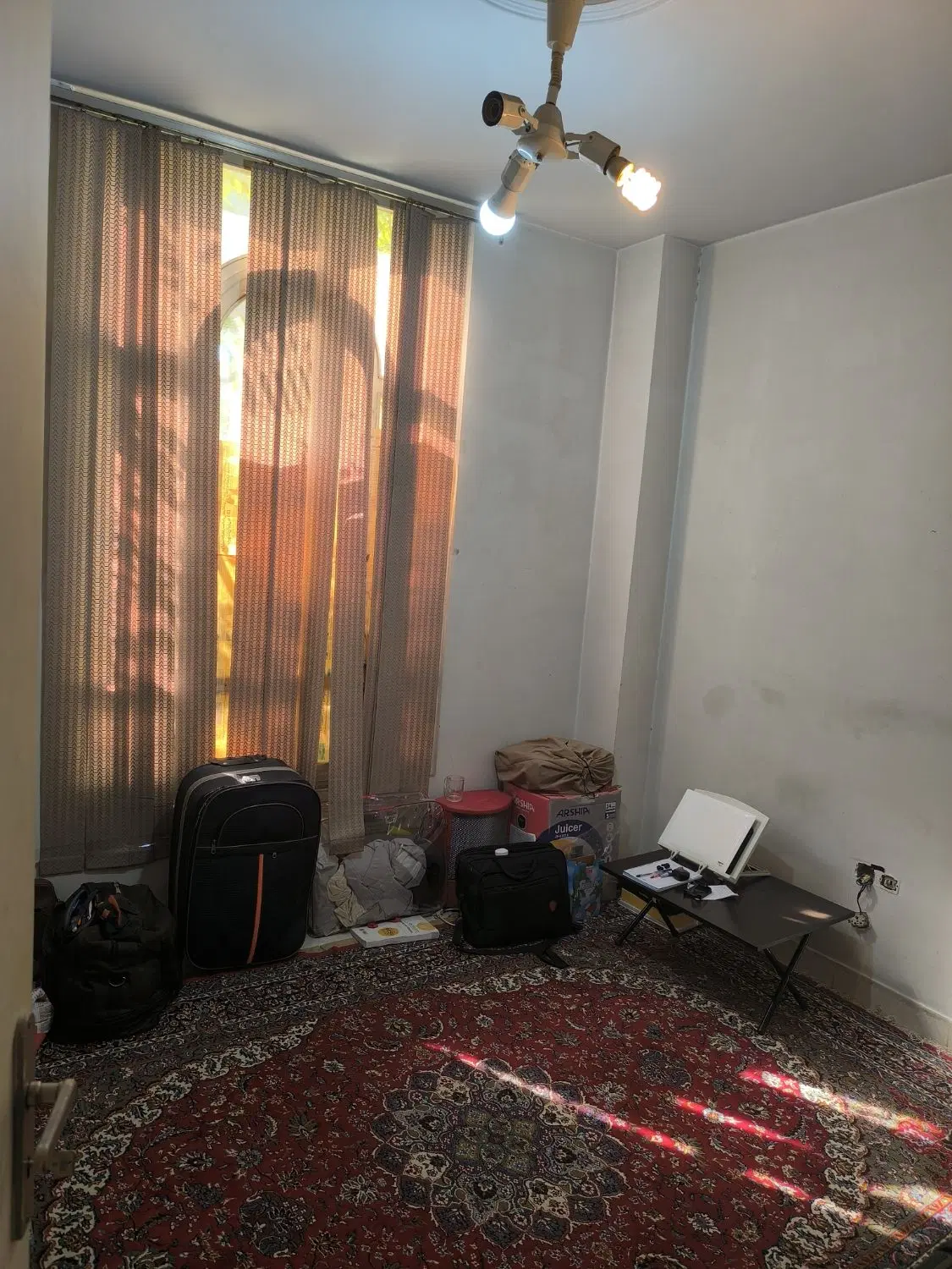 اجاره مسکونی میدان انقلاب