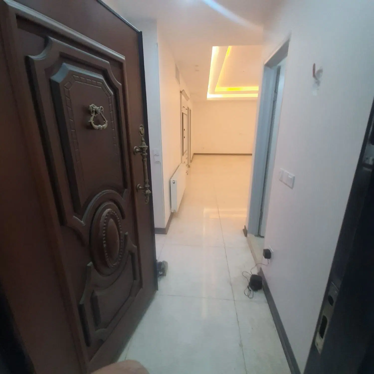 آپارتمان ۱۴۶.۵ تکواحدی جنوبی