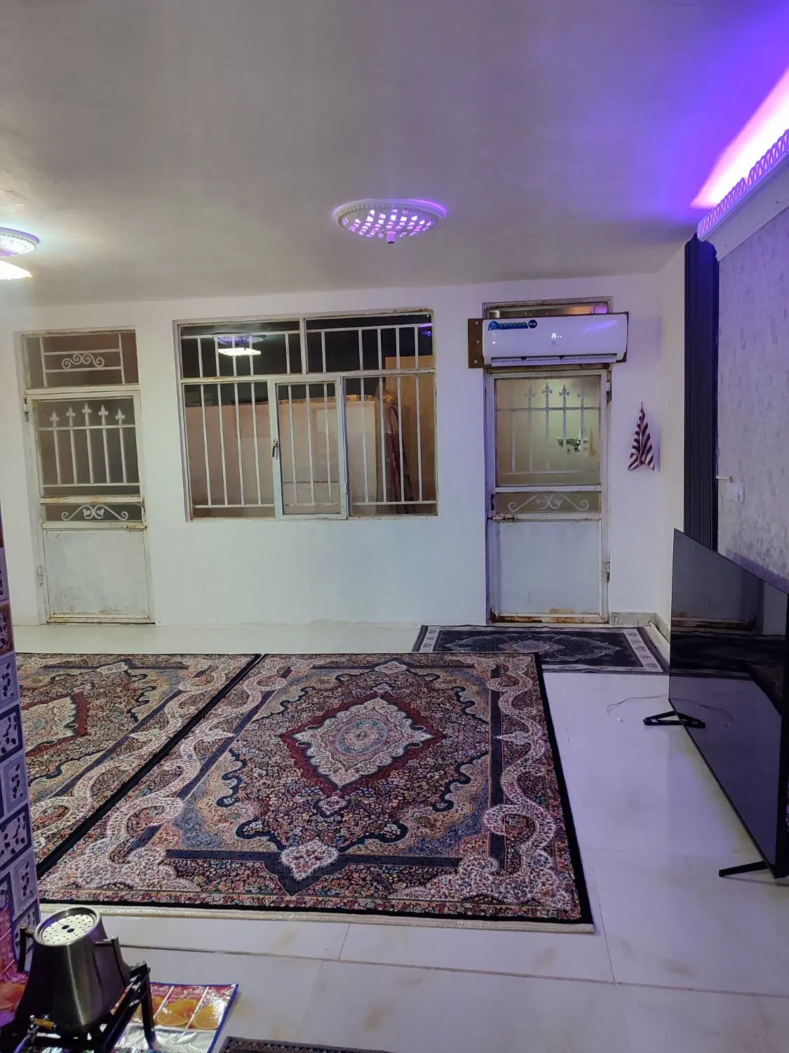 خانه کرناچی واحد72متری کوچه102بالای18متری