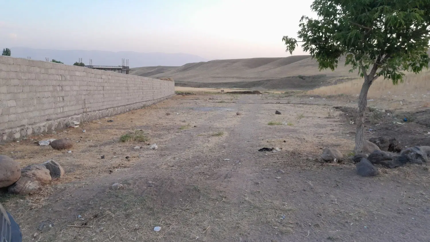 یک قطعه زمین