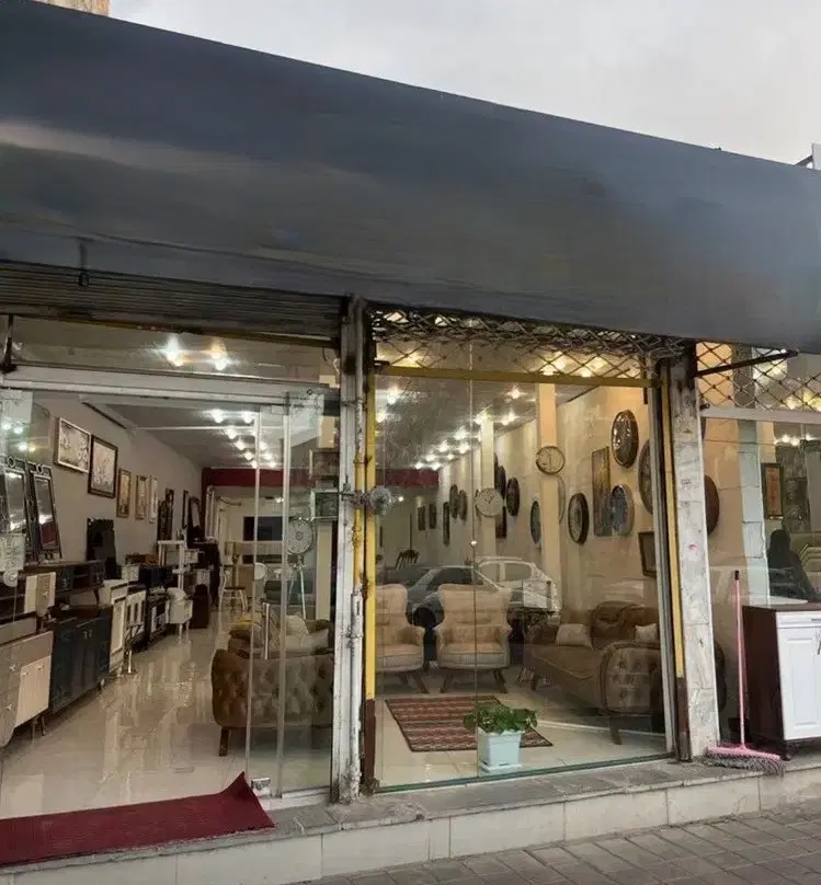 مغازه 162متر مناسب مبل و لوازم خانگی