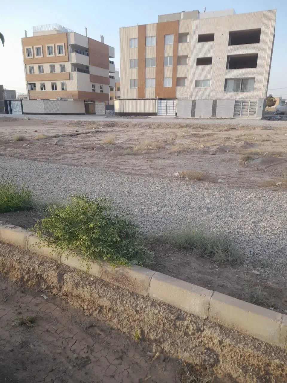 فروش زمین مسکونی و تجاری شهرک سیمرغ