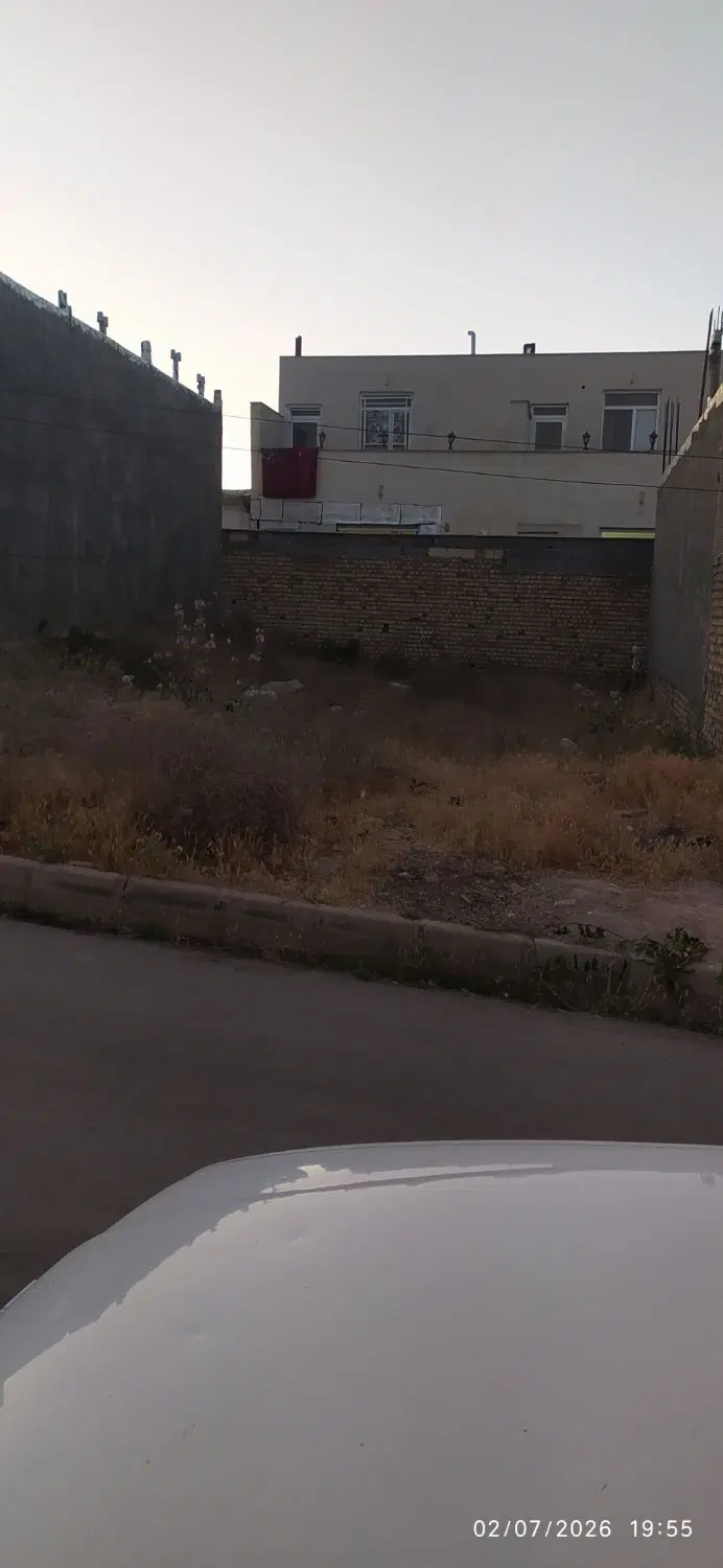 زمین مسکونی