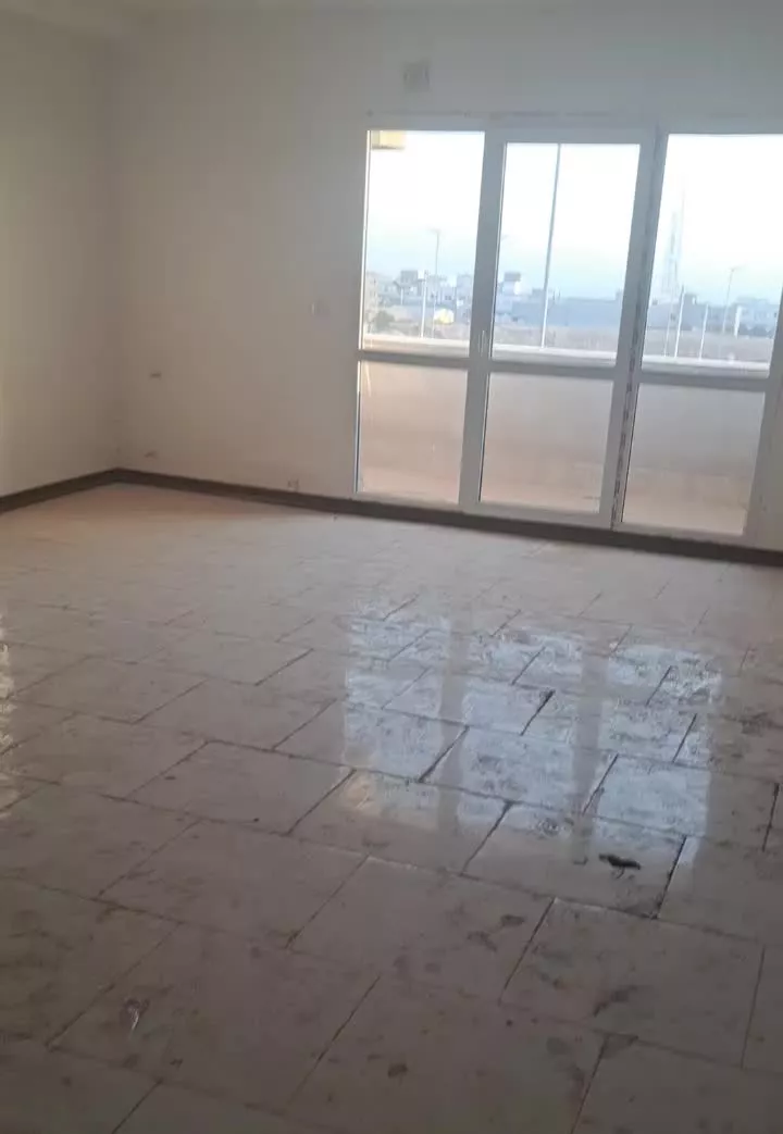 واحد۸۰متری فاز ۷