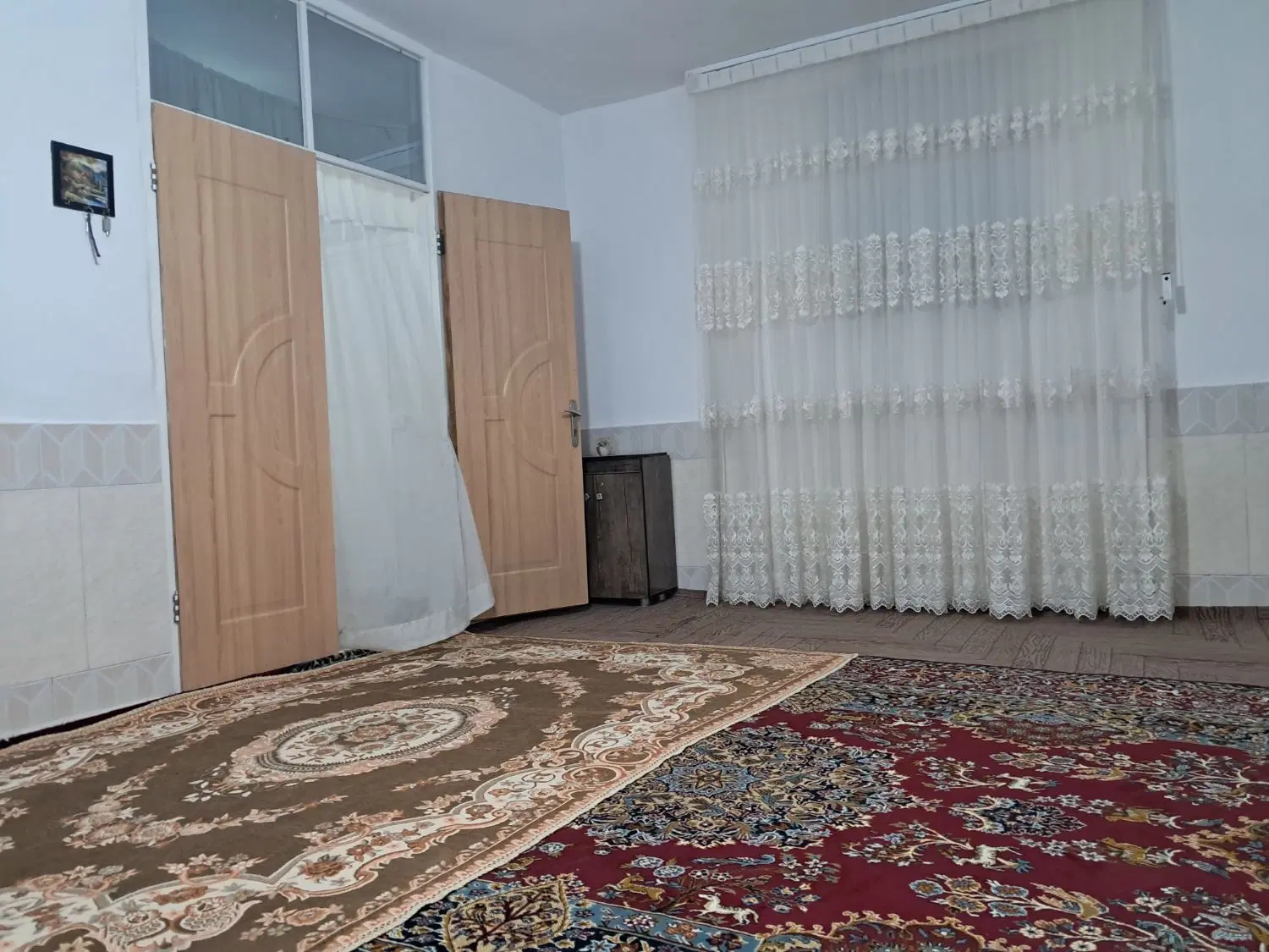 ملک برای به فروش میرسه