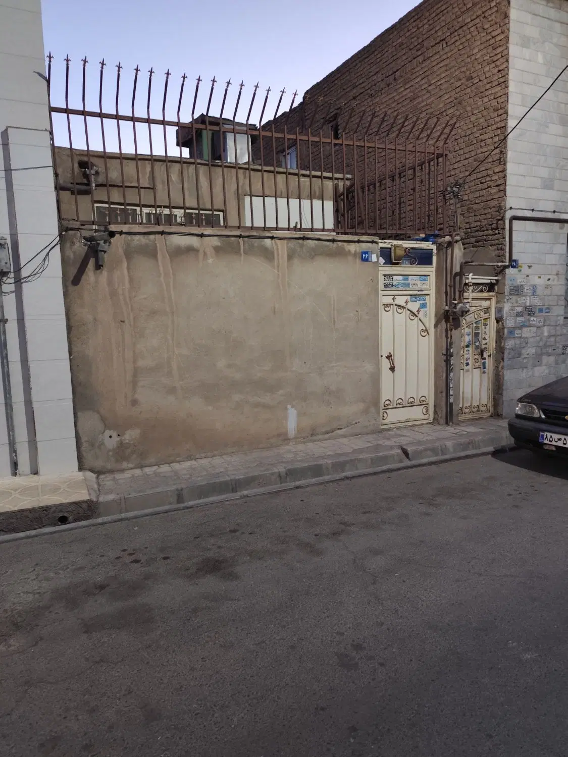 خانه ۵۵ متری قواره جلو
