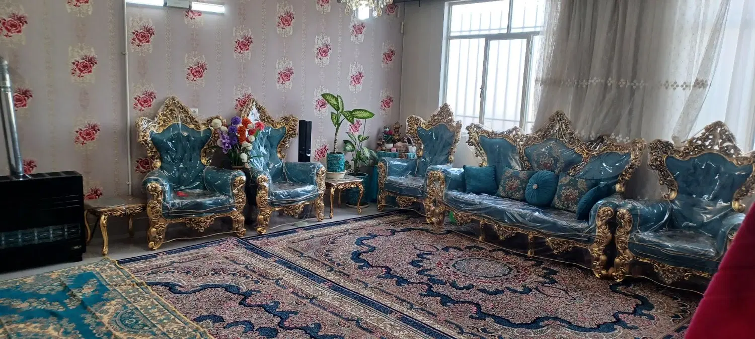 بحرالعلوم واحد ۹۰ متری دلباز شیک طبقه اول