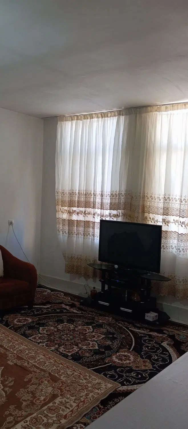 خانه ویلایی  واقع در  ملک آباد