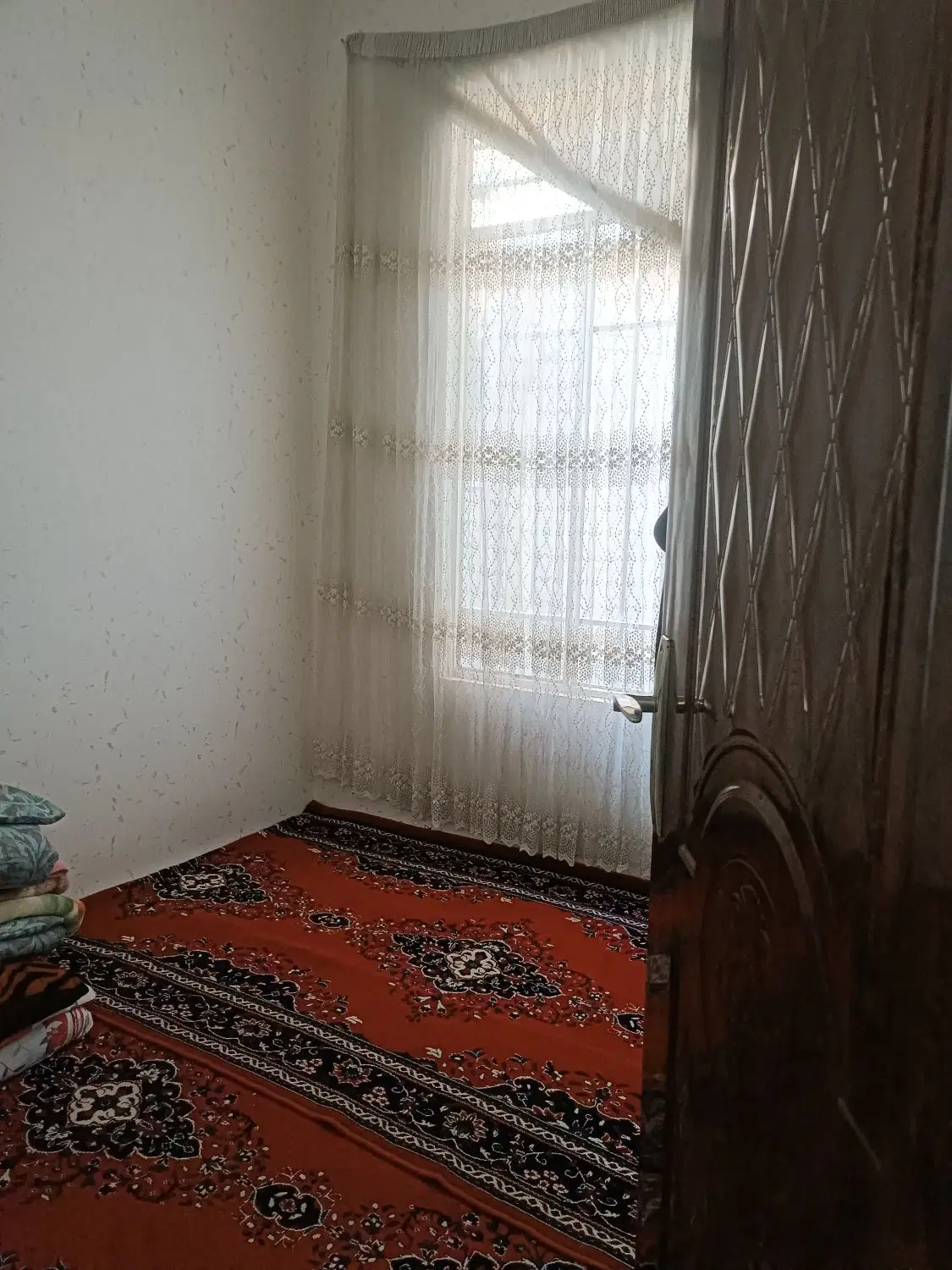 ویلایی 2طیقه 110متر حاشیه خیابان شیخ طوسی