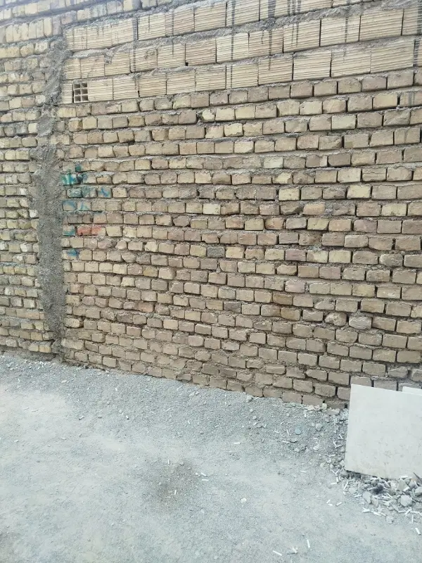 زمین حسین باقری. کوچه. سوم