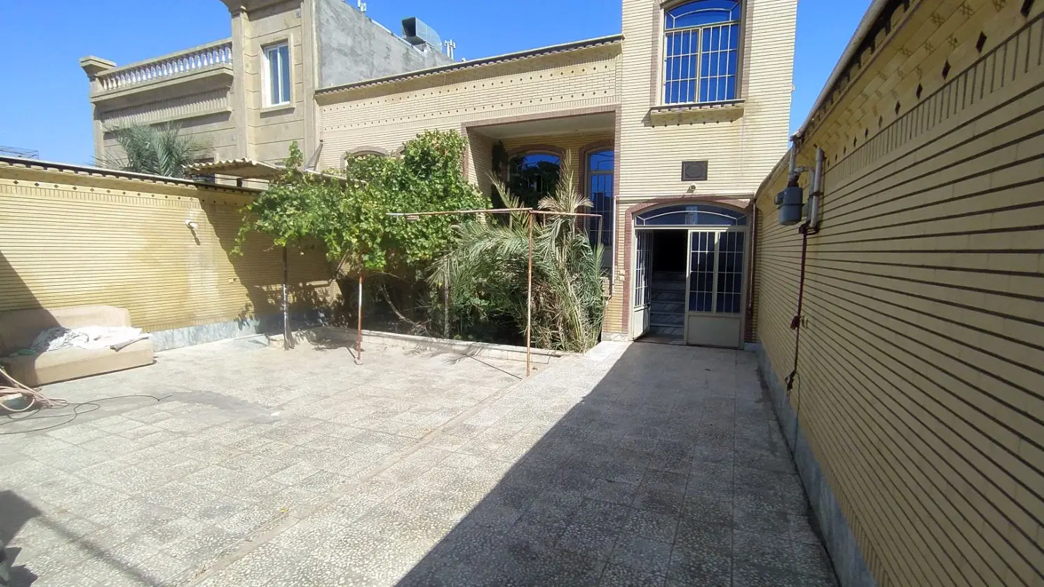 منزل اجاره ای دو طبقه دربست