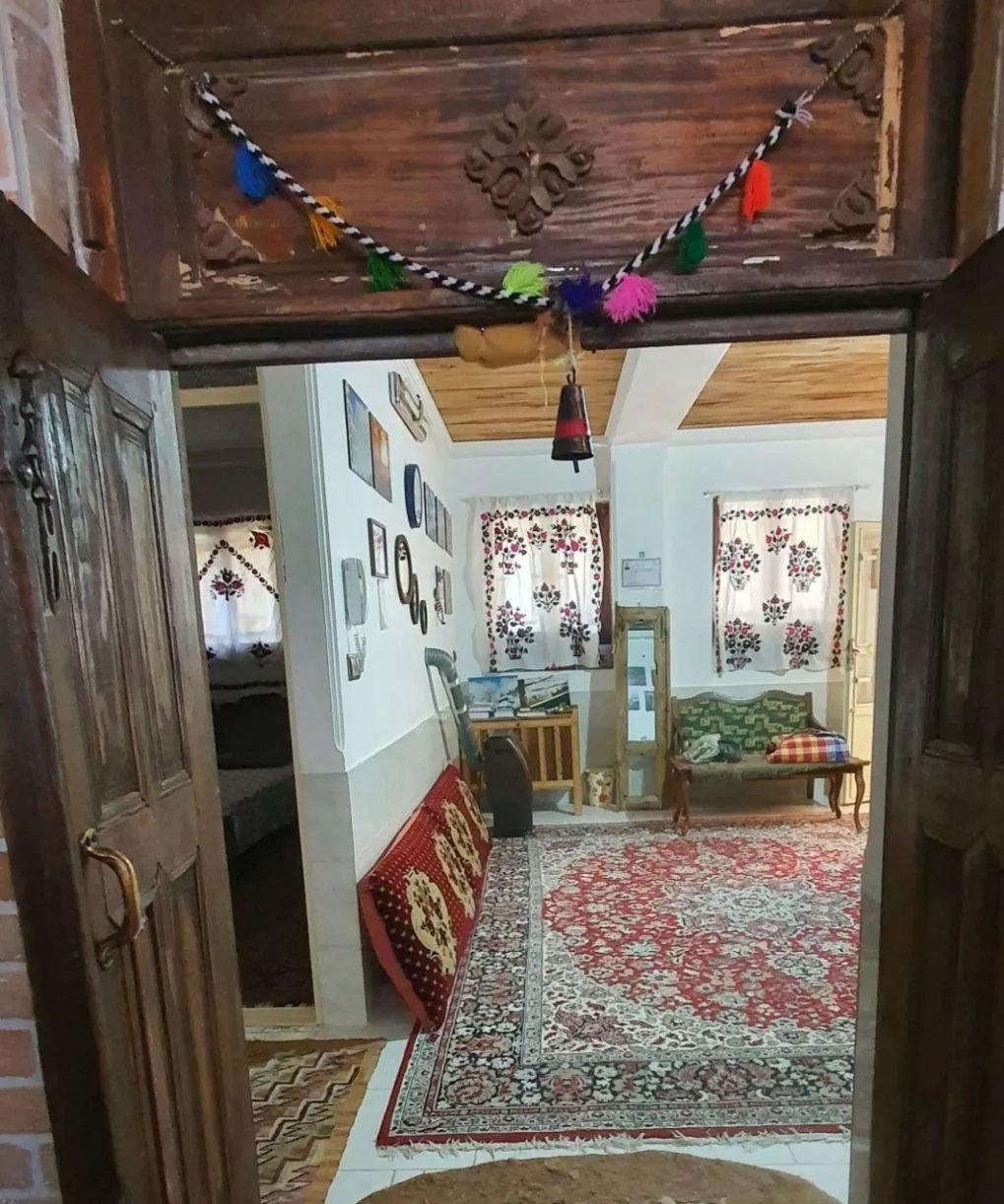 اجاره روزانه_هفتگی_ماهانه ویلا ۲۵۰ متری