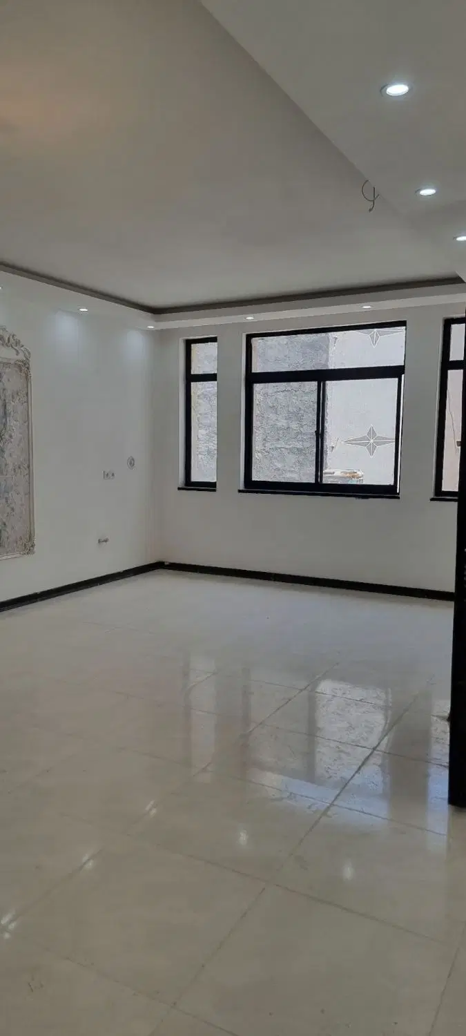 آپارتمان ۱۴۰ متری صفر انتهای امام رضا ۲۸
