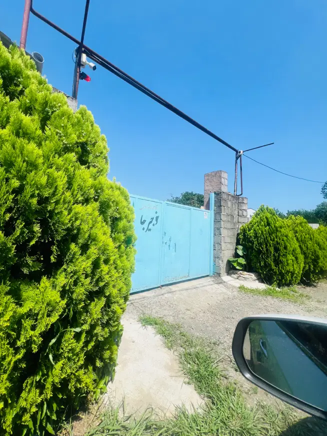 زمین در جاده جواهردشت در کنار اقامتگاه بوم گردی