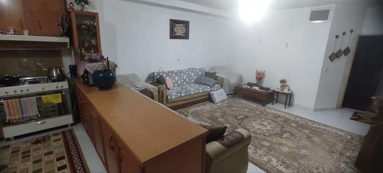 اجاره آپارتمان ۶۰ متری تک خواب طبقه سوم