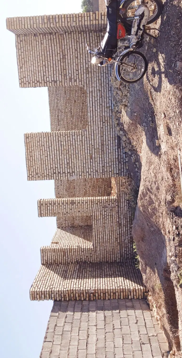 خانه نوساز بیت عنکوش
