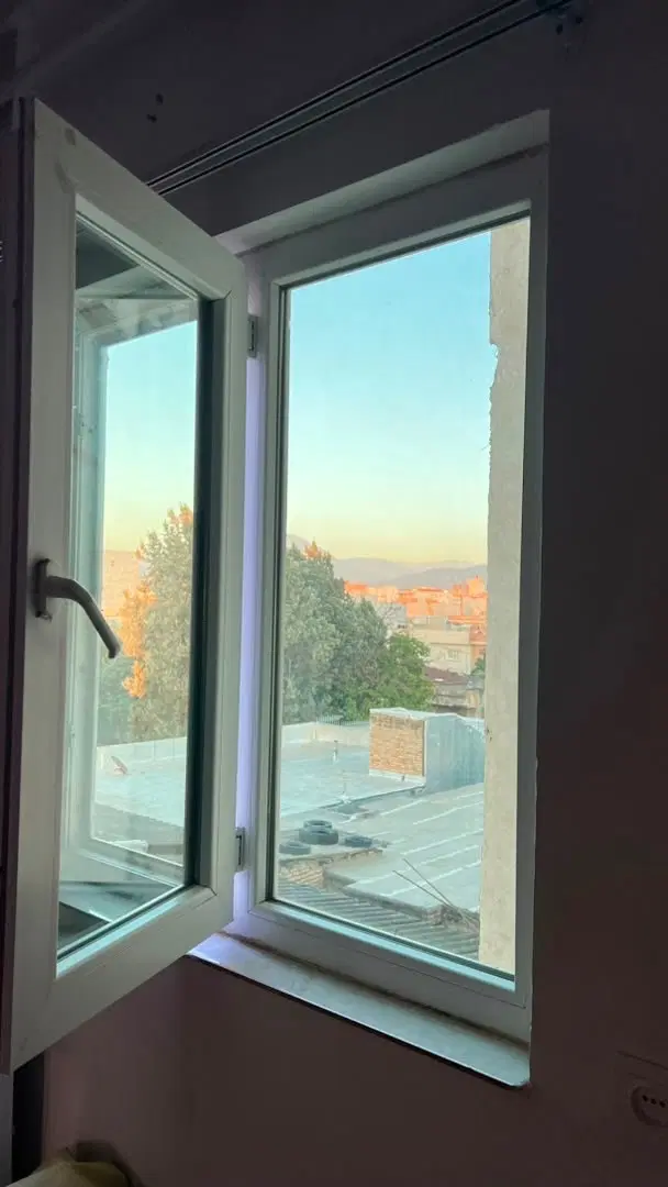 آپارتمان دوخواب نزدیک مرکز شهر