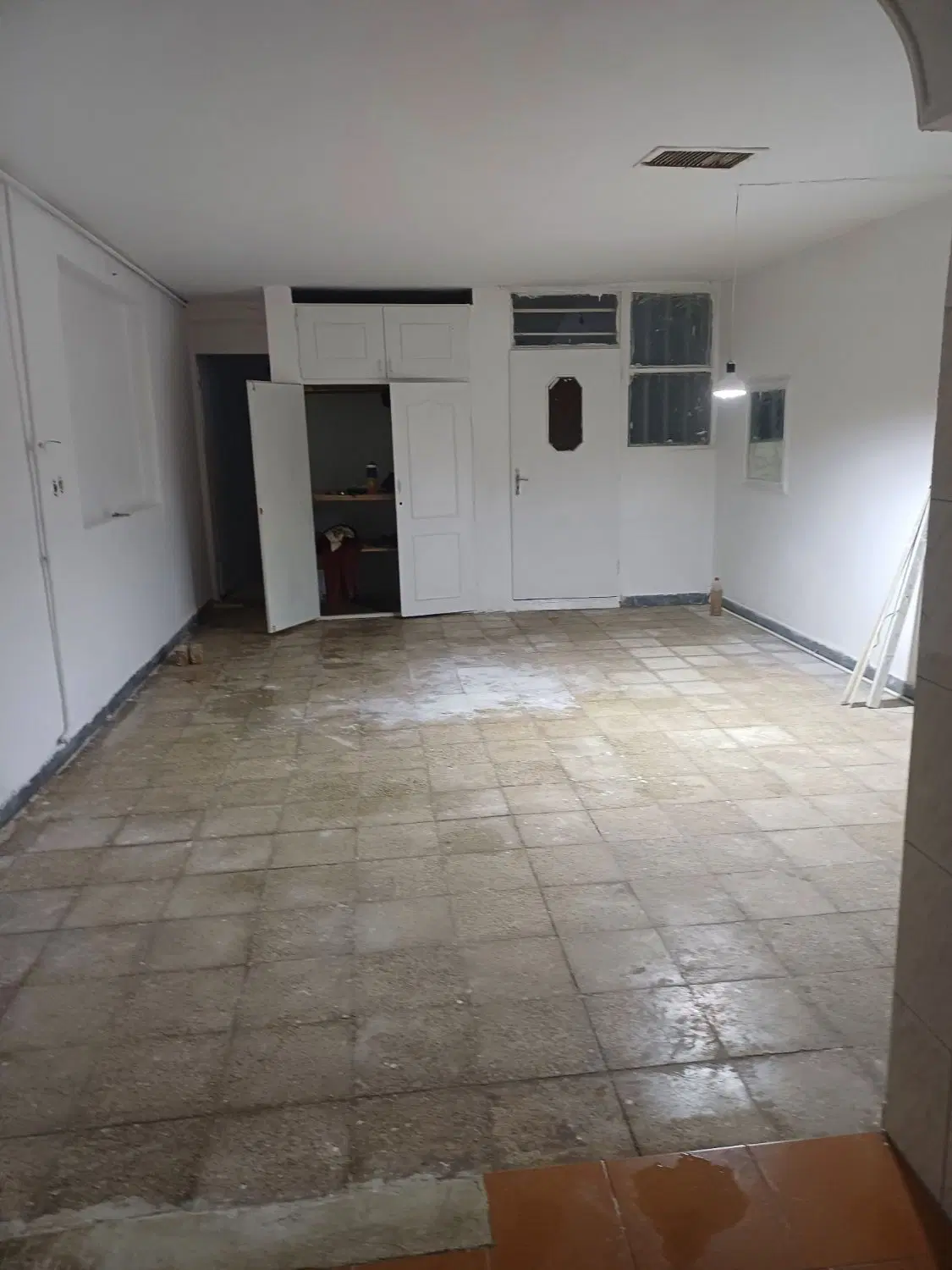 ملکیت دربستی صد متری