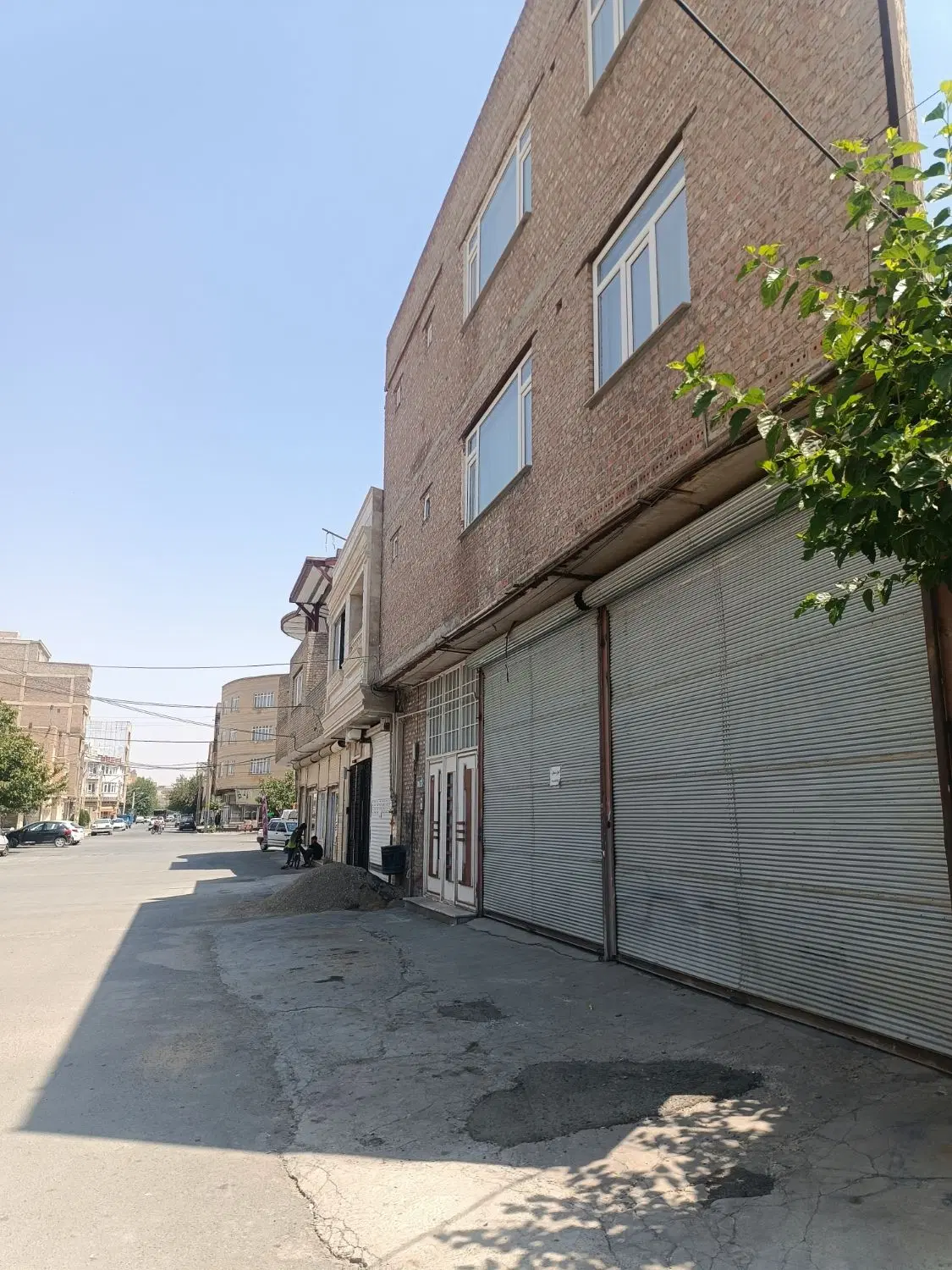 اجاره مغازه در خیابان میرزایی
