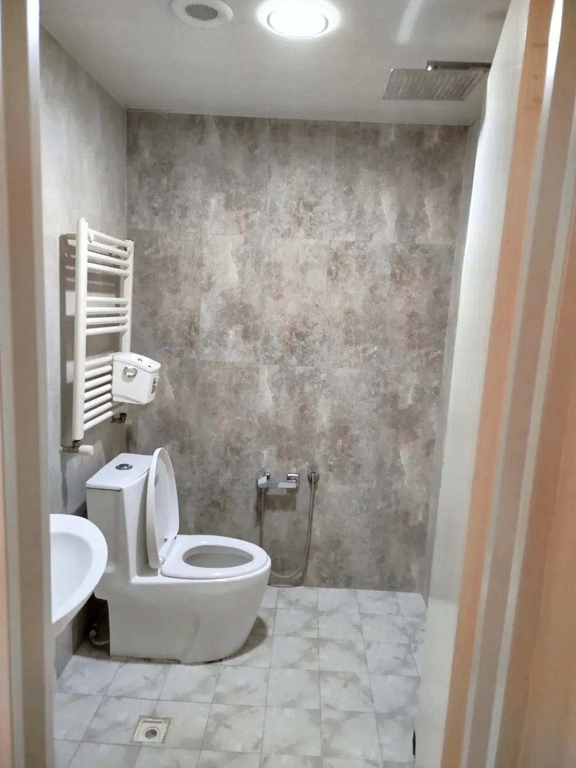 فروش آپارتمان 141متری 3 خوابه