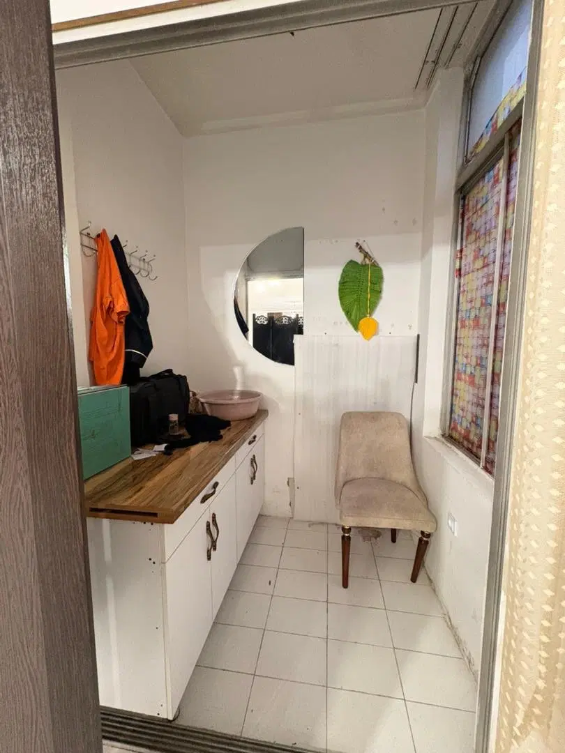 اجاره اتاق ۴۰متری در کلینیک زیبایی