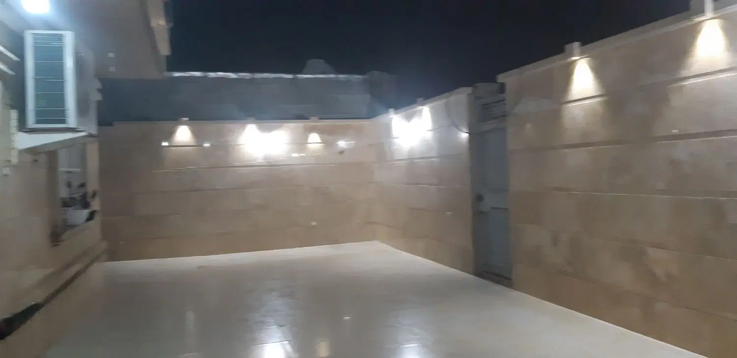 منزل ۲۵۲ متر تجاری مسکونی