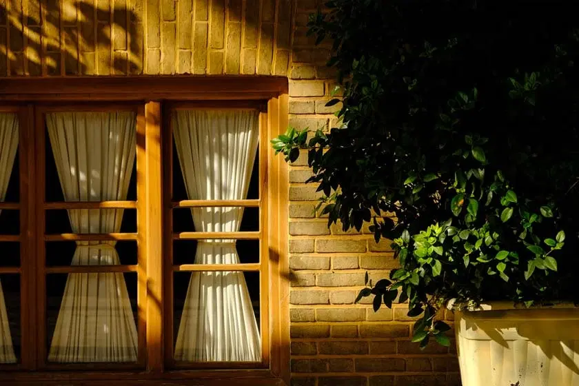 فروش منزل مسکونی قدیمی خیابان طالقانی(مرکزشهر)