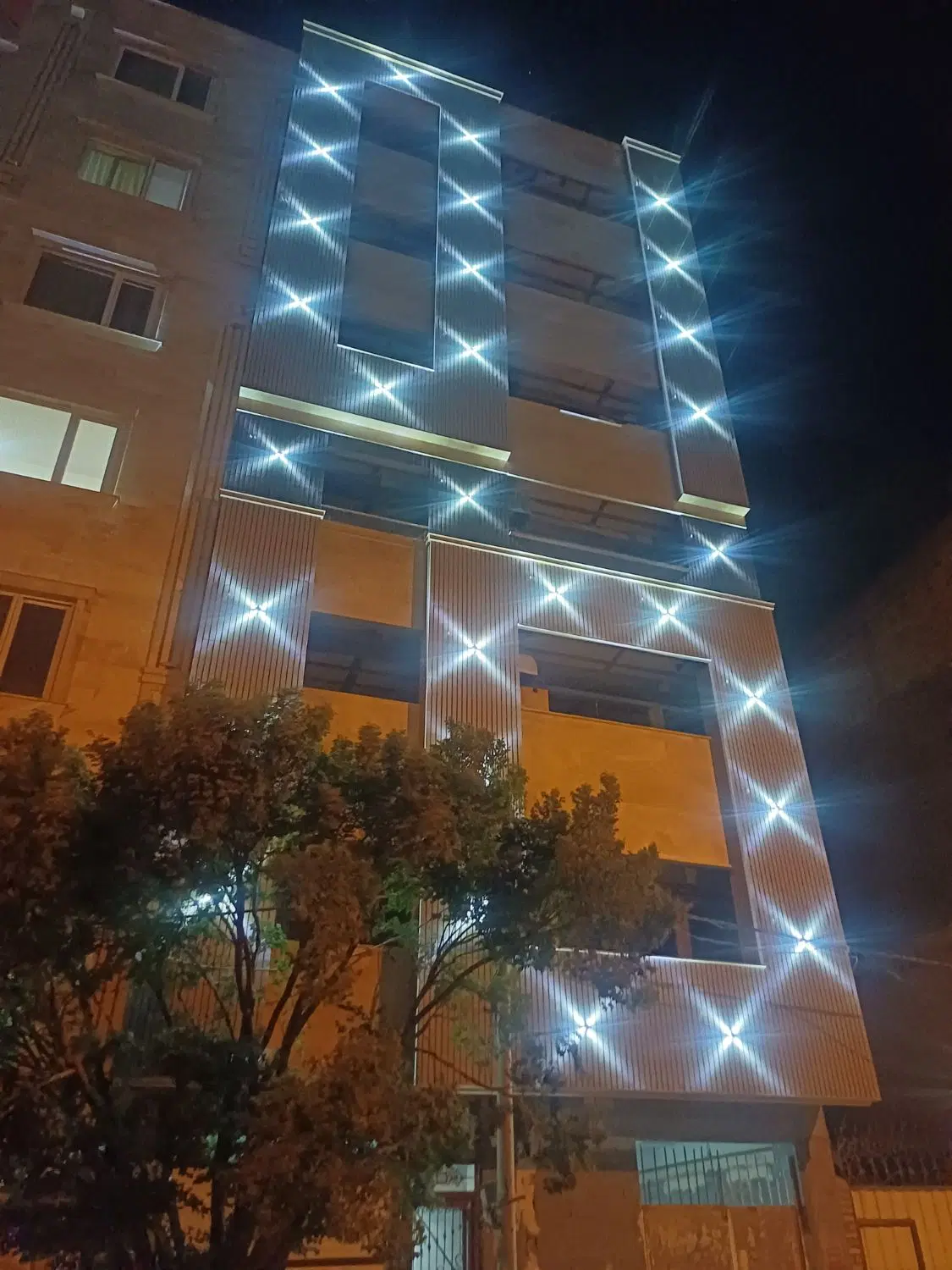 فروش آپارتمان حاج بلوک