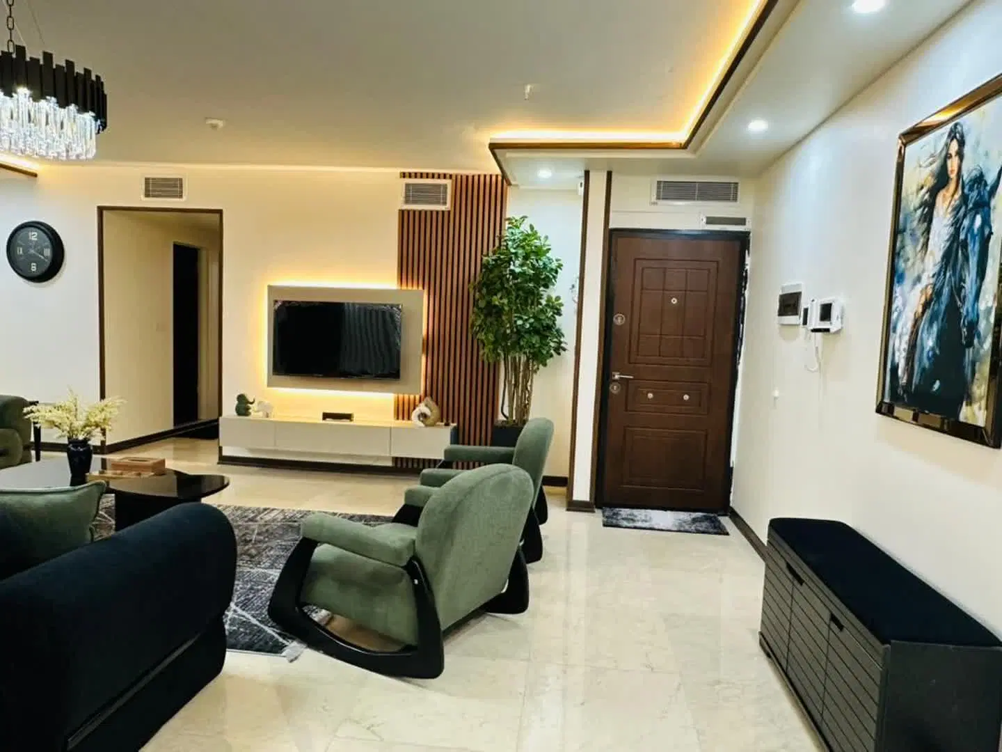 اجاره آپارتمان شیک و تمیز VIP