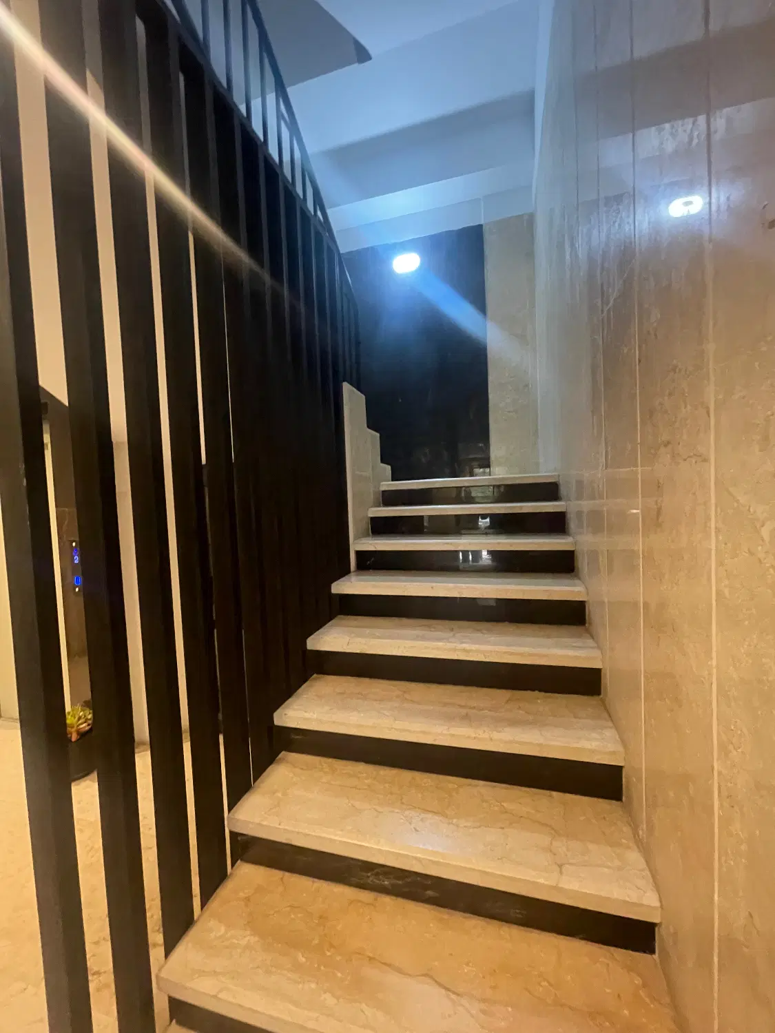 واحد ۱۵۳ متری نوساز مهرشهر