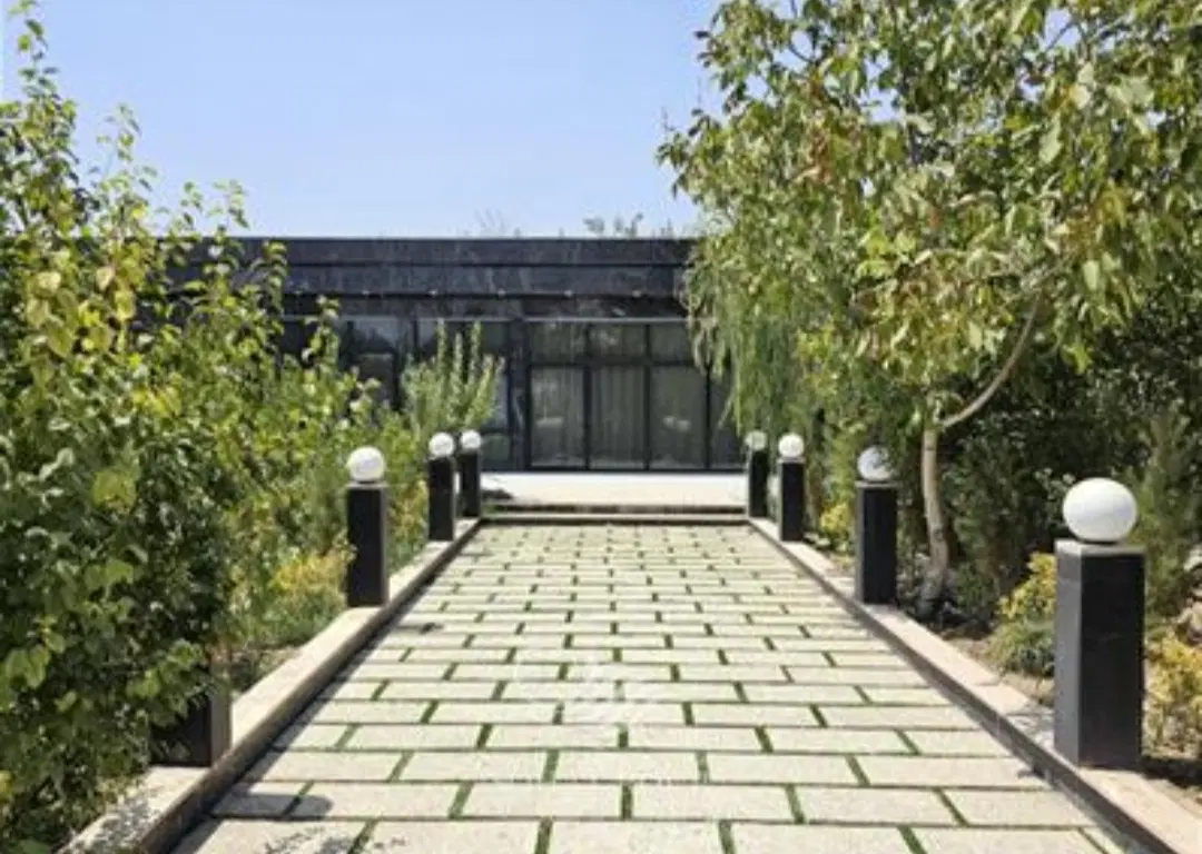 ویلایی ۵۴۰ متری