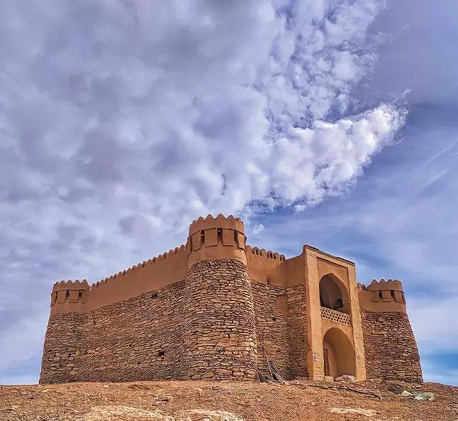 اجاره سوئیت در میبد