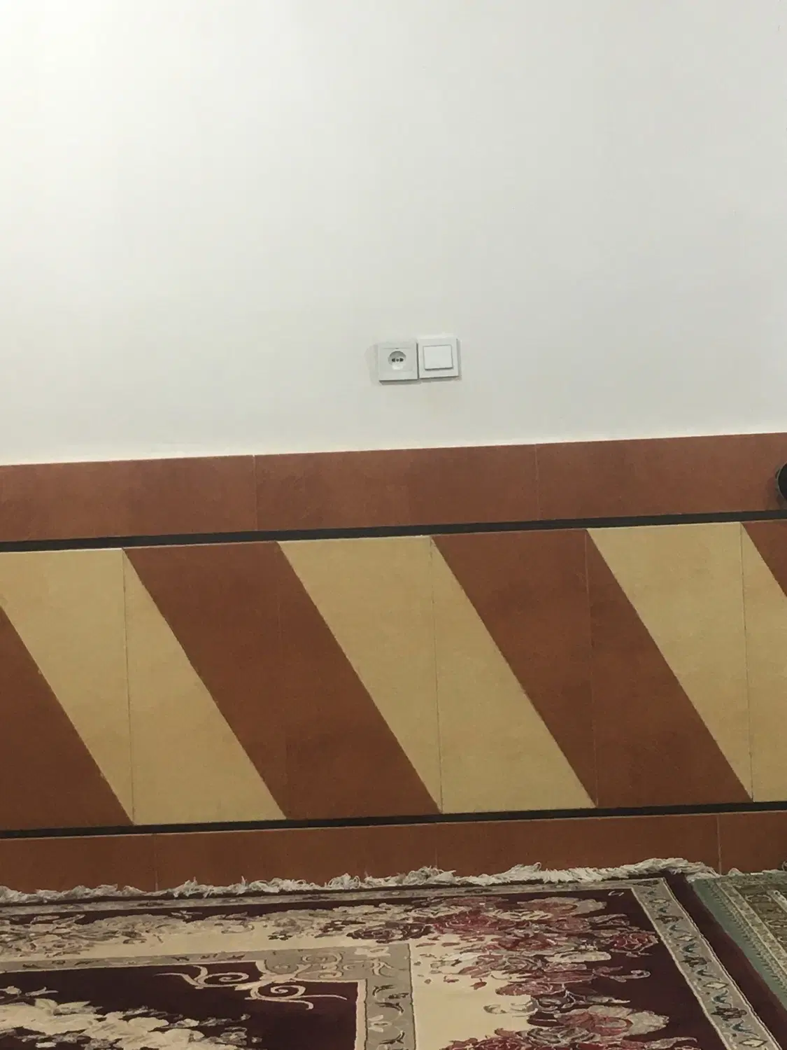 زیبا شهر همکف ۱۲۰ متری
