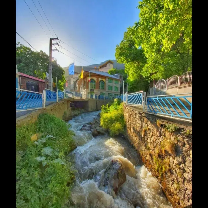 زمین۴۰۰متری فشم