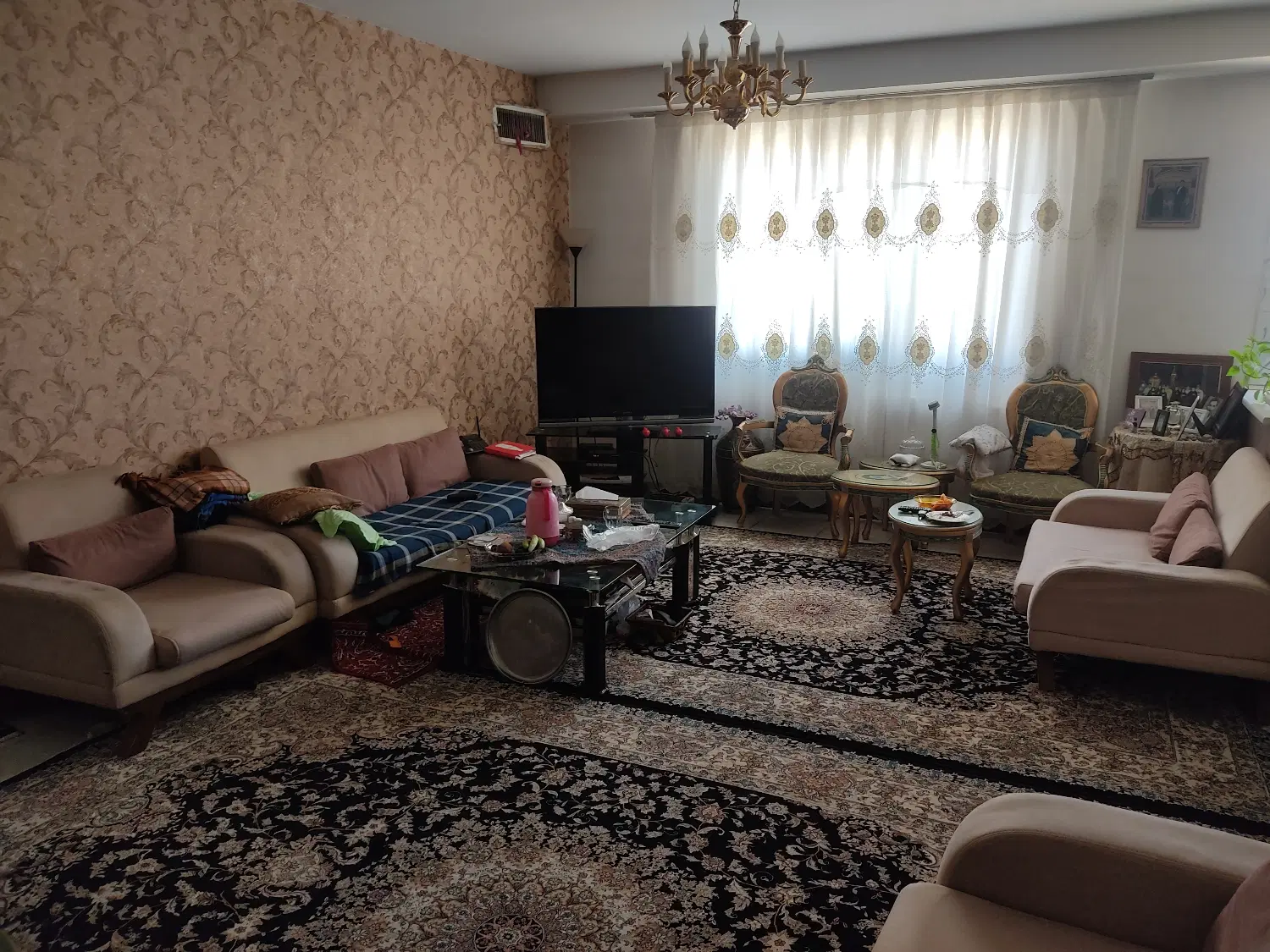 آپارتمان86 متری دو خوابه